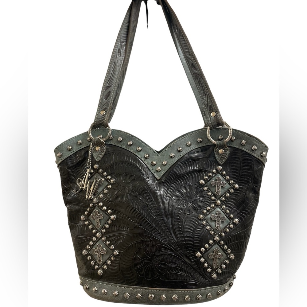 AMERICAN WEST Women's Leather Embossed , Etched And Studded Western Bucket Tote